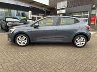 Gebraucht Renault Clio V SE 67 PS (49 kW) 2022 Grau Limousine