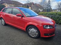 Gebraucht Audi A3 Sportback Attraction 90 PS (66 kW) 2011 Rot Kleinwagen