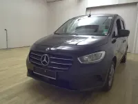 Gebraucht Mercedes T180 Style 116 PS (85 kW) 2023 Schwarz Van / Kleinbus