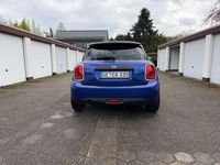 Gebraucht Mini Cooper Chili 102 PS (75 kW) 2019 Blau Kleinwagen
