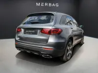 Gebraucht Mercedes GLC300 Night 245 PS (180 kW) 2022 Manufaktur monza grau magno SUV