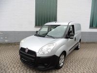 Gebraucht Fiat Doblò Basis 90 PS (66 kW) 2010 Silber Van / Kleinbus