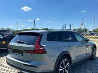 Gebraucht Volvo V60 CC Plus 250 PS (183 kW) 2023 Grau Kombi