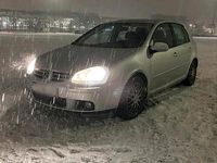 Gebraucht VW Golf V 115 PS (84 kW) 2004 Grau Kleinwagen