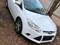 Usata Ford Focus 125 CV (91 kW) 2014 Bianco Station wagon