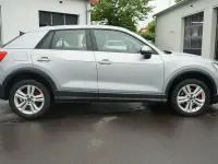 Gebraucht Audi Q2 Comfort 150 PS (110 kW) 2020 Silber SUV