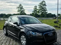 Gebraucht Audi A1 Ambition 90 PS (66 kW) 2010 Schwarz Kleinwagen