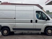 Gebraucht Peugeot Boxer 120 PS (88 kW) 2010 Grau Van