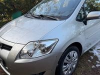 Gebraucht Toyota Auris 132 PS (97 kW) 2009 Silber Limousine