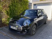 Second-hand Mini Cooper SE 135 kW (184 CP) 2021 Negru Hatchback