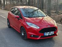Gebraucht Ford Fiesta ST 182 PS (133 kW) 2013 Rot Kleinwagen