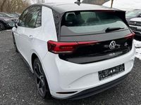 Gebraucht VW ID.3 Pure 110 kW (150 PS) 2021 Weiß Kleinwagen