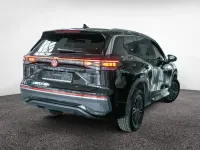 Gebraucht VW Tayron Elegance 204 PS (150 kW) 2025 Grenadillschwarz metallic SUV
