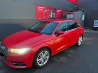 Gebraucht Audi A3 S-Line 184 PS (135 kW) 2014 Rot Limousine