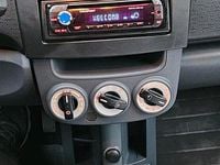 Gebraucht Mitsubishi Colt 75 PS (55 kW) 2009 Rot Kleinwagen