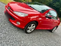 Gebraucht Peugeot 206 CC 109 PS (80 kW) 2006 Rot Cabrio