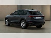 Neu Audi Q6 e-tron Business 185 kW (252 PS) 2025 Grau (magnetgrau) SUV