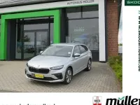 Usata Skoda Scala Essence 116 CV (85 kW) 2025 Argento Utilitaria