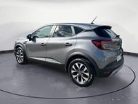 Gebraucht Renault Captur Experience 131 PS (96 kW) 2020 Grau SUV