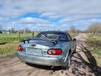 Usata Mazda MX5 110 CV (80 kW) 2003 Argento Cabrio