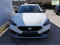 Neu Seat Leon FR 150 PS (110 kW) 2026 Nevadaweiß metallic Limousine