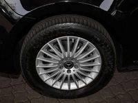 Gebraucht Mercedes E250 Style 140 PS (102 kW) 2025 Obsidianschwarz Kombi