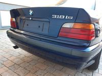 Second-hand BMW 318 140 CP (102 kW) 1995 Albastru Coupe