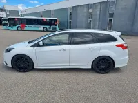 Usado Ford Focus ST 250 CV (183 kW) 2013 Blanco Berlina