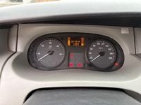 Gebraucht Opel Vivaro 116 PS (85 kW) 2010 Weiß Van / Kleinbus