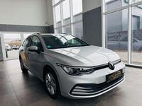 Gebraucht VW Golf VIII Life 150 PS (110 kW) 2024 Reflexsilber Kombi