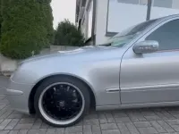 Gebraucht Mercedes E200 Classic 163 PS (119 kW) 2003 Silber Limousine