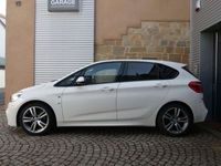 gebraucht BMW 220 Active Tourer dA M Sport Har/Kar Navi LED SLI