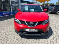 Gebraucht Nissan Qashqai Visia 116 PS (85 kW) 2016 Rot SUV