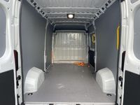 Gebraucht Toyota Proace 140 PS (102 kW) 2025 Icy white Van / Kleinbus