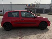 Gebraucht Renault Clio II Campus 58 PS (42 kW) 2011 Rot Kleinwagen