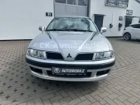 Gebraucht Mitsubishi Carisma Elegance 125 PS (91 kW) 2000 Silber Limousine