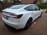 Gebraucht Tesla Model 3 Standard Range 208 kW (283 PS) 2024 Weiß Limousine