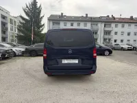 Gebraucht Mercedes V220 163 PS (119 kW) 2021 Stahlblau Van / Kleinbus