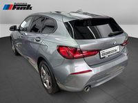 Gebraucht BMW 118 Advantage 136 PS (100 kW) 2024 Skyscraper grau (metallic) Kleinwagen