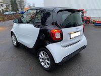 Gebraucht Smart ForTwo Coupé Passion 71 PS (52 kW) 2016 Weiß Coupé