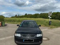 Gebraucht Audi A3 Basis 131 PS (96 kW) 2001 Schwarz Kleinwagen