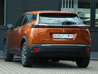 Gebraucht Peugeot e-2008 Active 100 kW (136 PS) 2022 Orange SUV