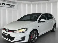 Gebraucht VW Golf VII GTI 230 PS (169 kW) 2016 Oryxweiss perlmutteffekt Limousine