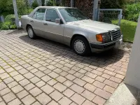Gebraucht Mercedes E260 118 PS (86 kW) 1989 Beige Limousine