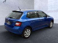 Gebraucht Skoda Fabia Ambition 96 PS (70 kW) 2018 Blau Limousine