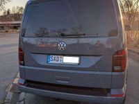 Second-hand VW Multivan Comfortline 150 CP (110 kW) 2020 Gri Monovolum