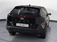 Neu Hyundai Kona Select 150 PS (110 kW) 2026 Schwarz SUV