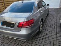Usata Mercedes E300 252 CV (185 kW) 2014 Grigio Berlina