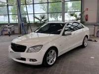 Gebraucht Mercedes C200 184 PS (135 kW) 2009 Weiß Limousine