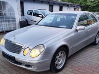 Gebraucht Mercedes E200 122 PS (89 kW) 2004 Brillantsilber  metalliclack Limousine